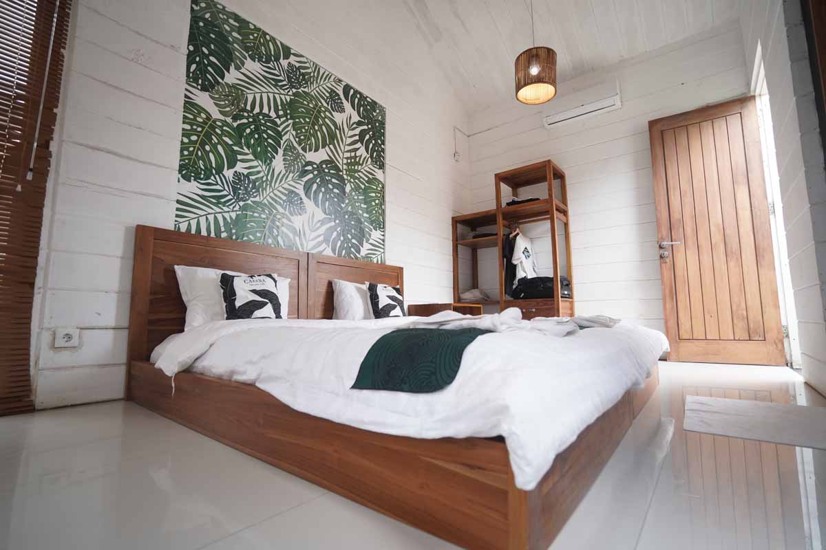 Suasana kamar Cabana Surf & Stay